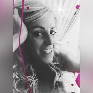 Meet your Posher, Dawne